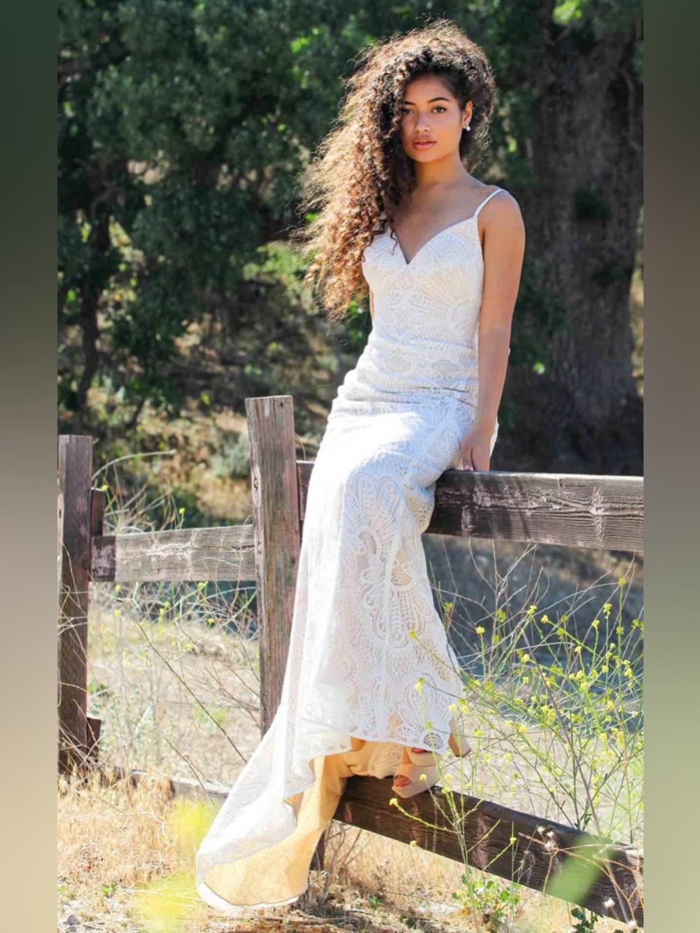 All Who Wonder Ryder Simple Lace Boho Wedding Dress With Vintage Details - Picture 4 of 15